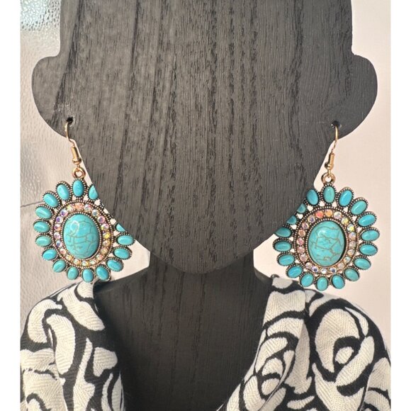 2/$24 Glamourous Vintage Turquoise & Gold Boho Statement Earrings - Picture 7 of 9